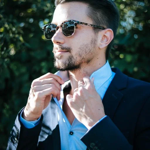 Amir H.